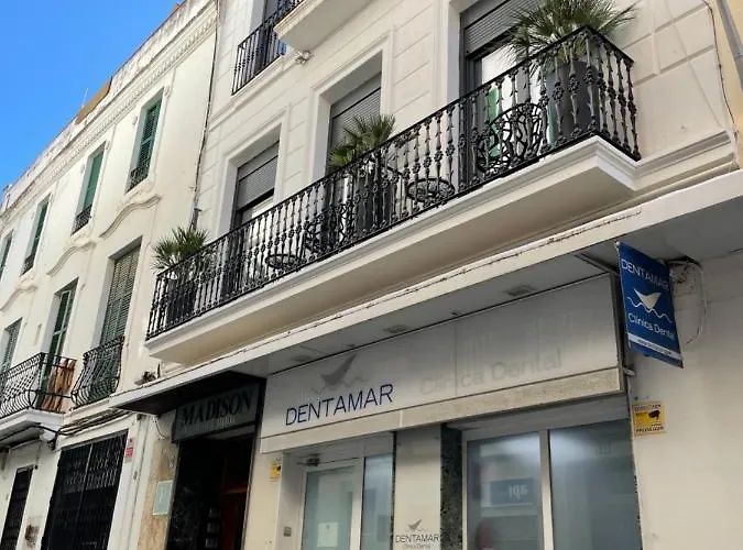 Madison 3* 锡切斯